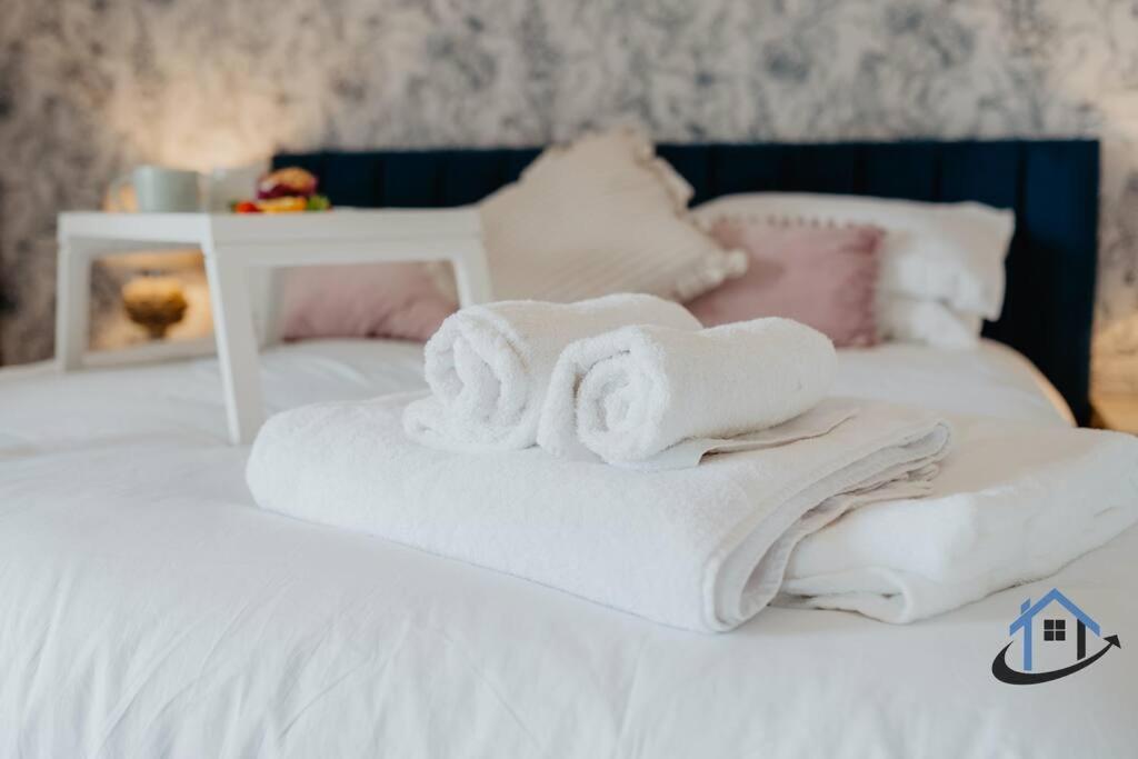 Indigo Snug - Gorgeous 2 Bed Flat In The Heart Of קרומר מראה חיצוני תמונה