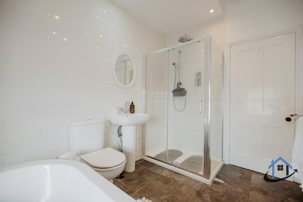 Indigo Snug - Gorgeous 2 Bed Flat In The Heart Of קרומר מראה חיצוני תמונה