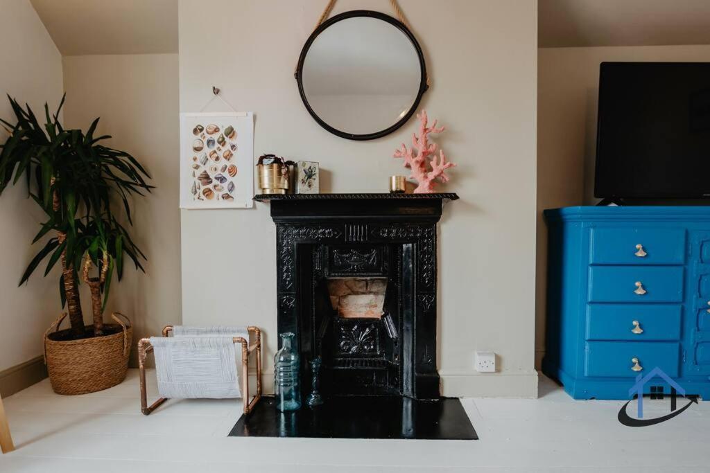 Indigo Snug - Gorgeous 2 Bed Flat In The Heart Of קרומר מראה חיצוני תמונה